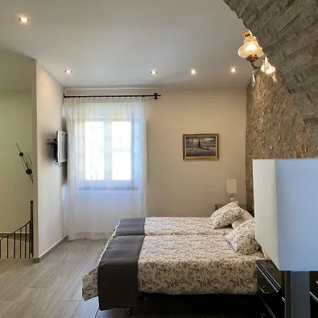 Pintor Massanet - Casa De Piedra Adaptada En Lescala Ferienhaus *